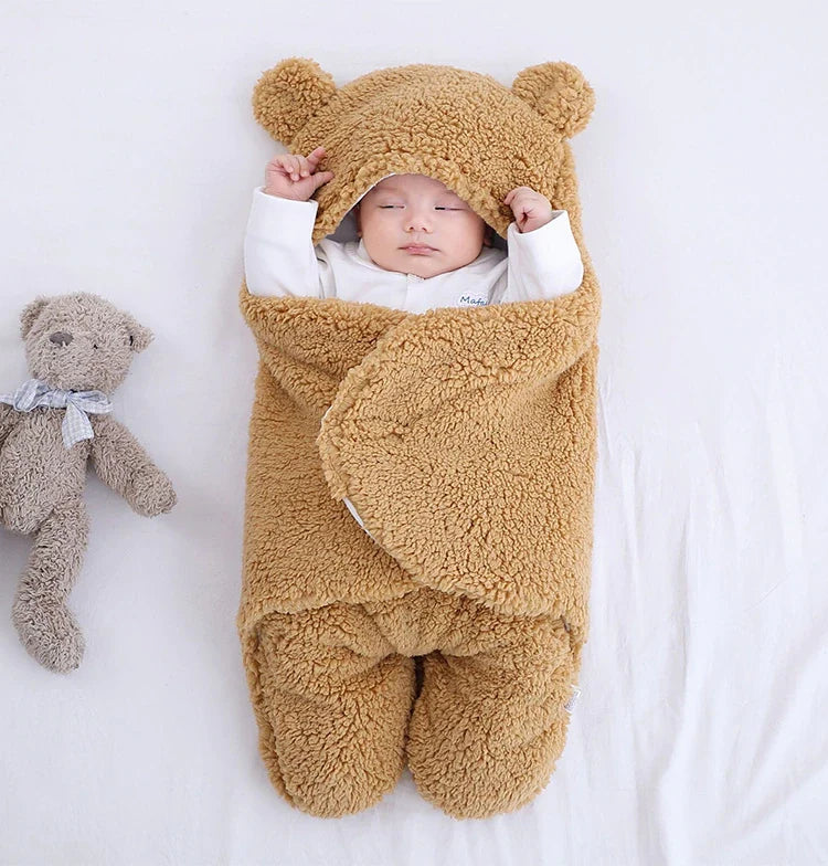 Newborn Swaddle Wrap – Plush &amp; Hooded for Winter
